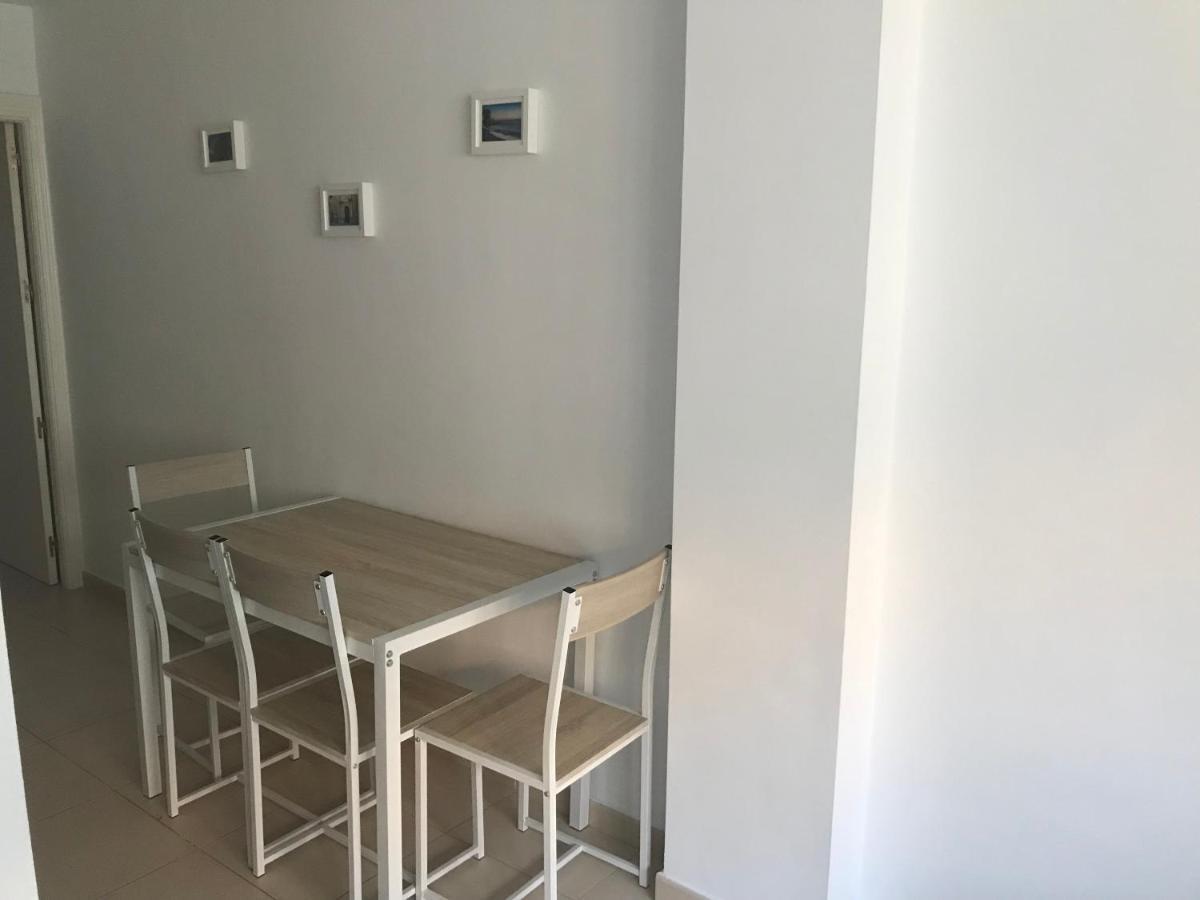 Ílios Apartamentos Málaga Habitación foto